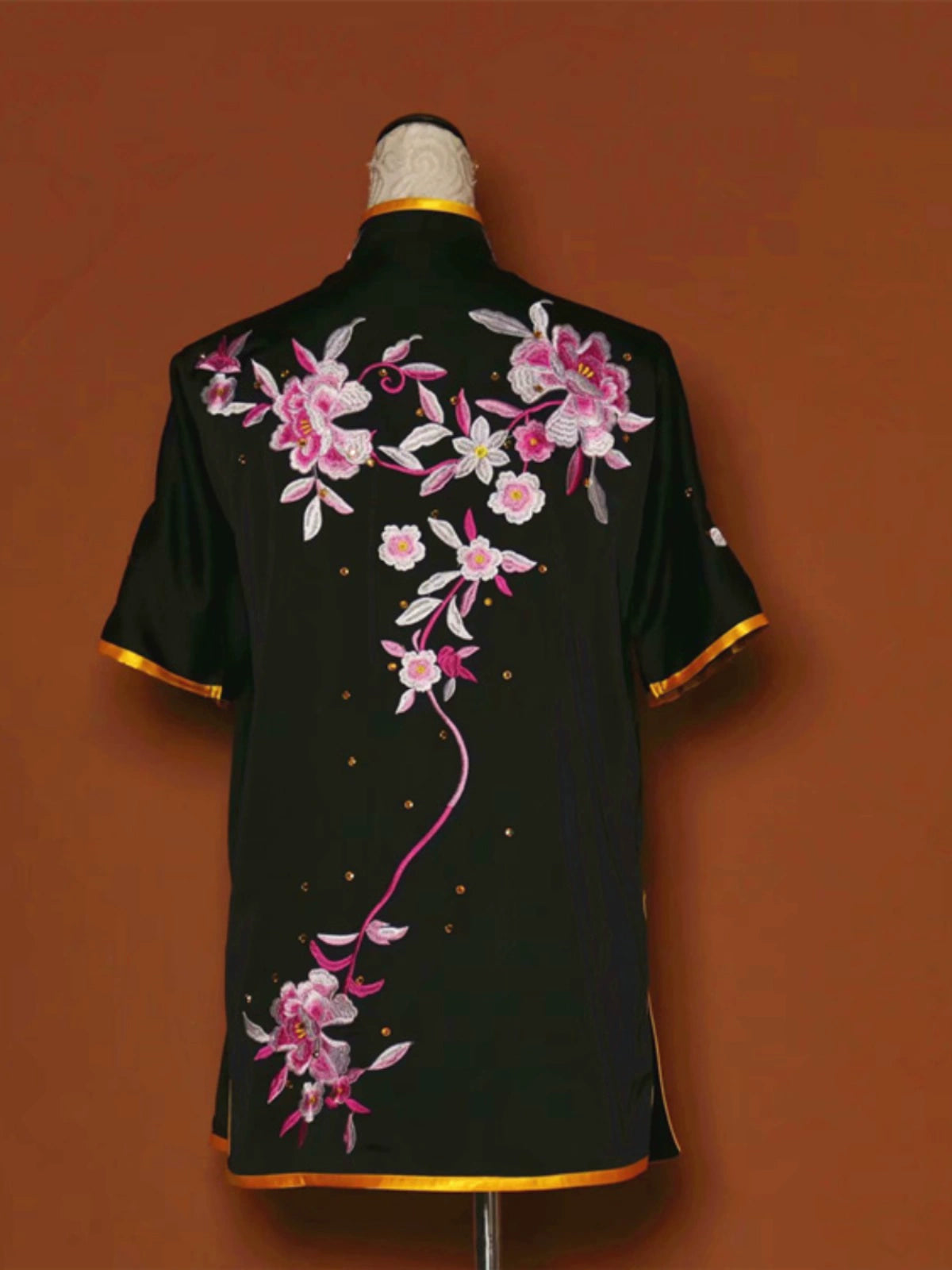 Custom size competition tai chi Wushu uniforms embroidered flower team martial art changquan performance cclothes for adult kids