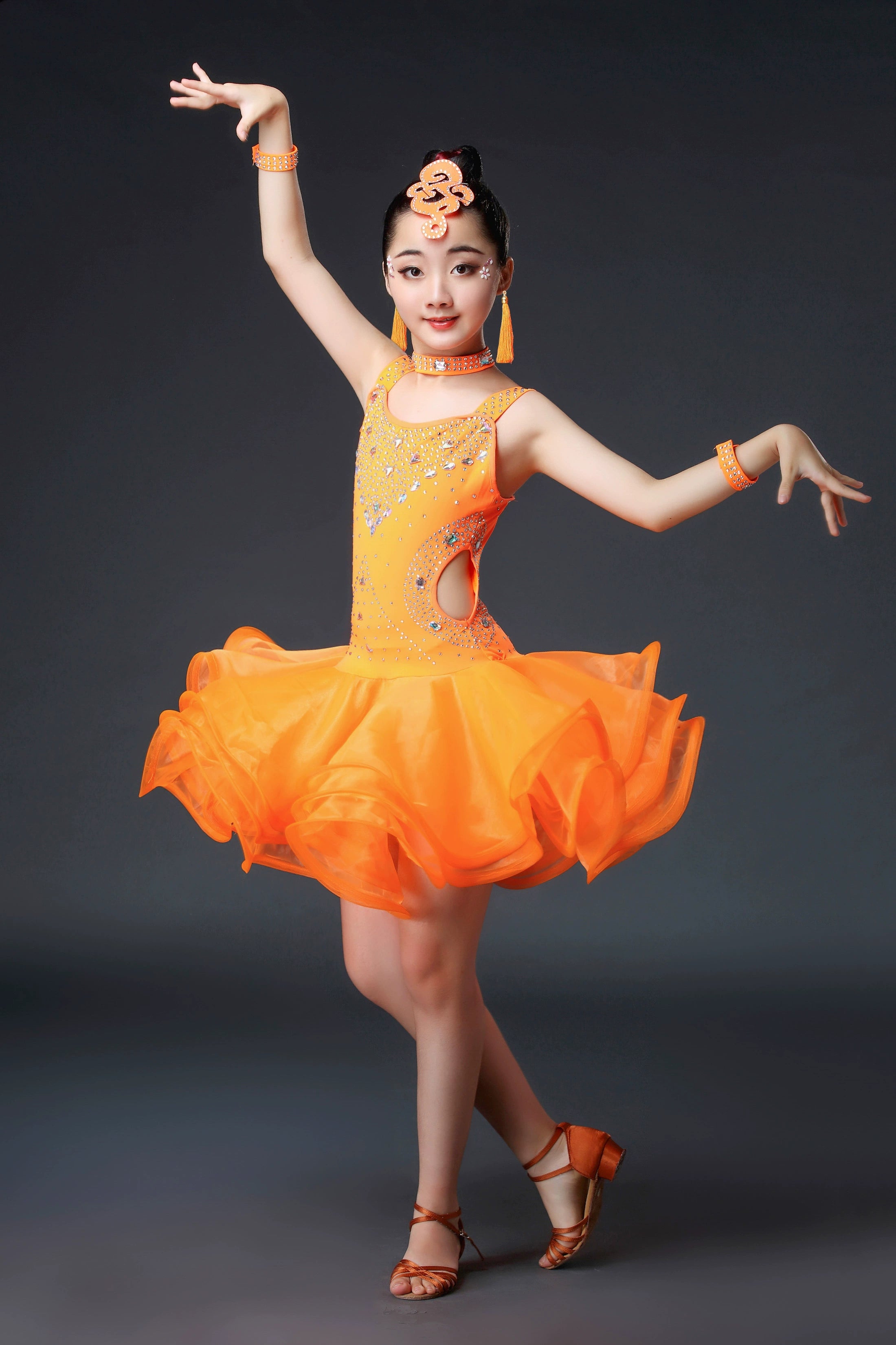 Competition Latin Dance Dresses for Kids Girls Orange White Red Neon Green Rhinestones Competition Grade Salsa Chacha Party Performance Outfits for Kids