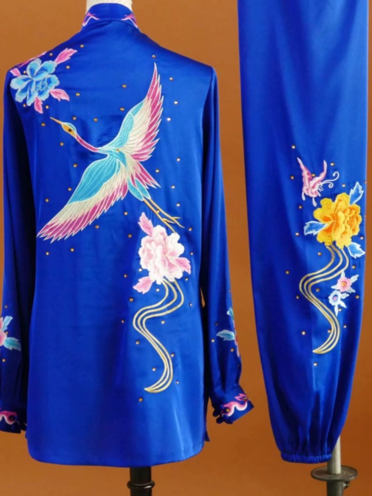 Custom size blue competition tai chi clothing for women wushu martial art Taijiquan clothes embroidered crane performance uniforms